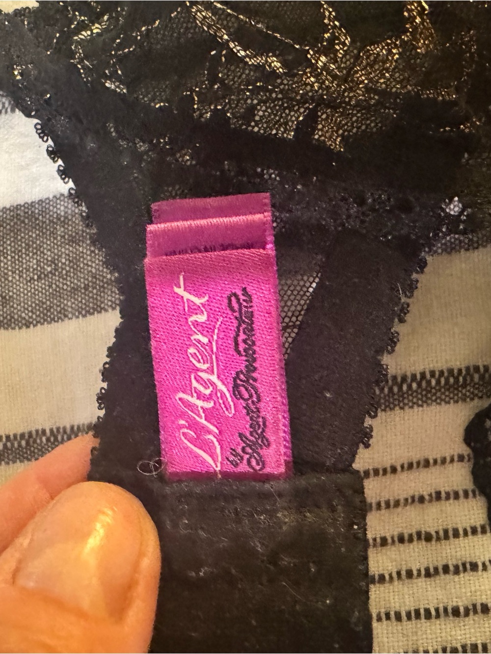 Agent Provocateur Black Lace Underwire Bra 32E - Picture 13 of 16